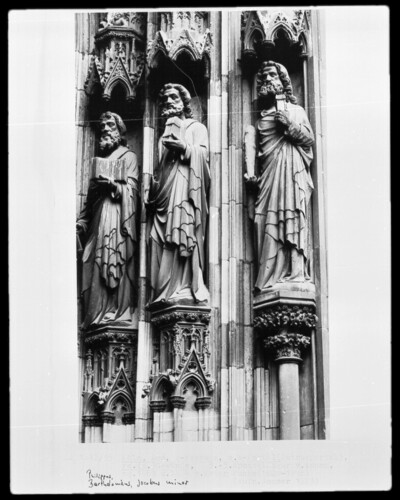From inside to outside: Philip, Bartholomew, Jacobus minor
