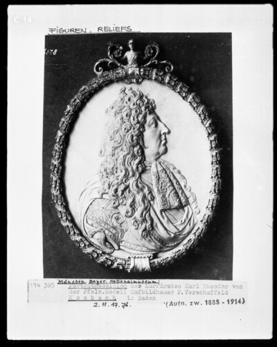 Portrait medallion of Elector Karl Theodor von Pfalz