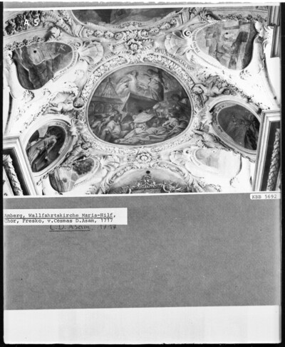 ceiling image