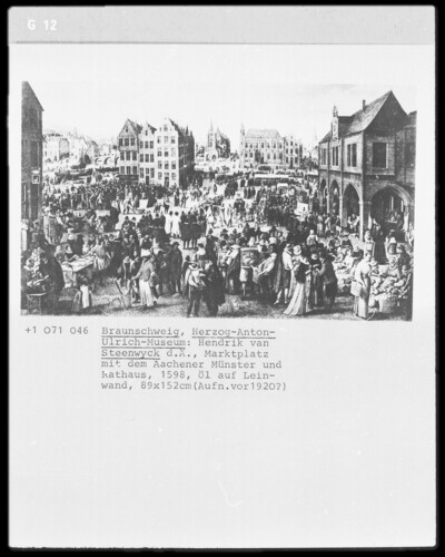 Marketplace with Aachener Münster and town hall