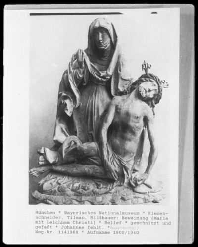 Praying (Mary with body of Christ)