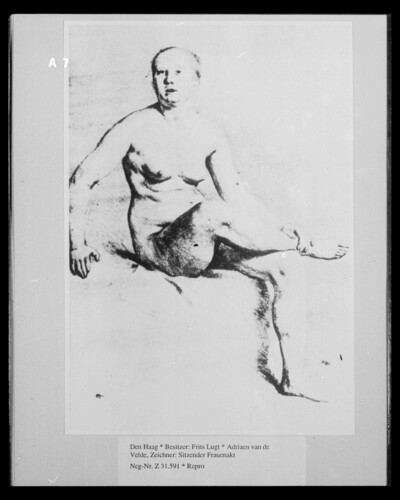 Seated female act