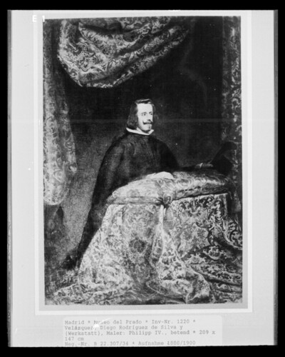 Philip IV, praying