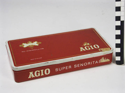 Geaccepteerd Nadruk solide Rode doos voor 50 super senoritas AGIO sigaren | Europeana