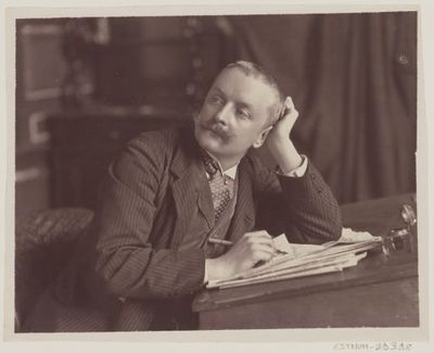 [Paul Nadar à son bureau] : [photographie] / [Paul Nadar]Autoportrait au bureau de l'atelier, rue d'Anjou, vers 1874