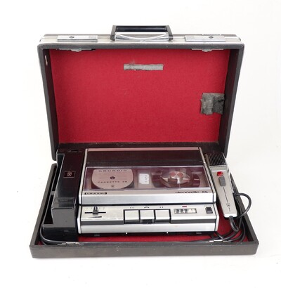 OMNIA - tape recorder