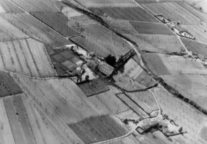 Veduta aerea della villa di Fuscagna (Città di Castello). 18 aprile 1942