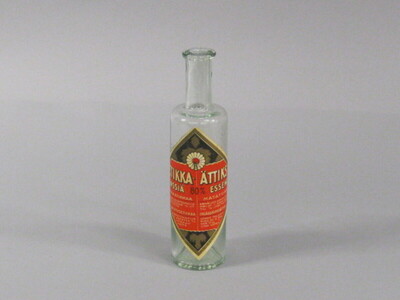 bottle with vinegar essences