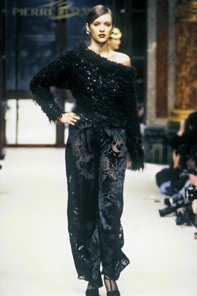 Pierre Balmain, Autumn-Winter 1994, Couture | Europeana