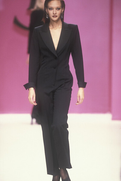 Yves Saint Laurent, Autumn-Winter 1998, Womenswear | Europeana