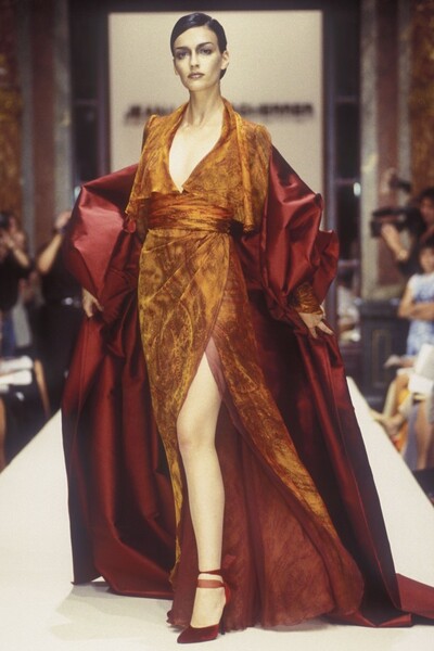Jean Louis Scherrer Haute Couture, Autumn Winter 1998-1999.