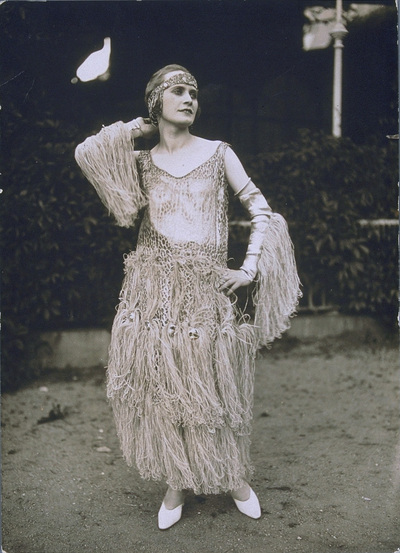Festive flapper dresses | Europeana