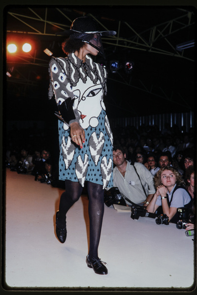 Kansai Yamamoto Spring 1984 Sportswear Collection Runway Show News Photo -  Getty Images