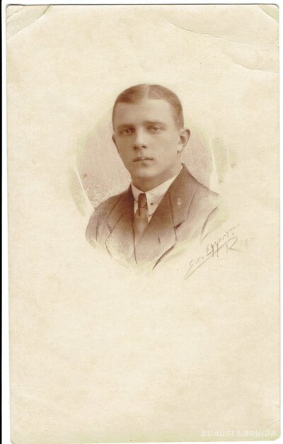 Valentīns Zariņš Europeana