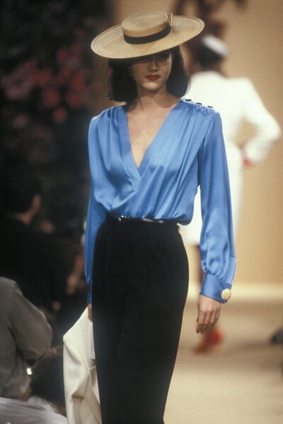 Yves Saint Laurent, Spring-Summer 1989, Couture | Europeana