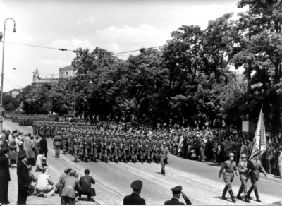 Bundesheerparade In Wien 