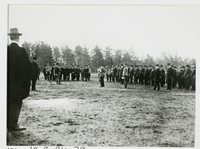 Suomen Rakuunarykmentin veteraanit Uudenmaan Rakuunarykmentin vieraina  Lappeenrannassa | Europeana