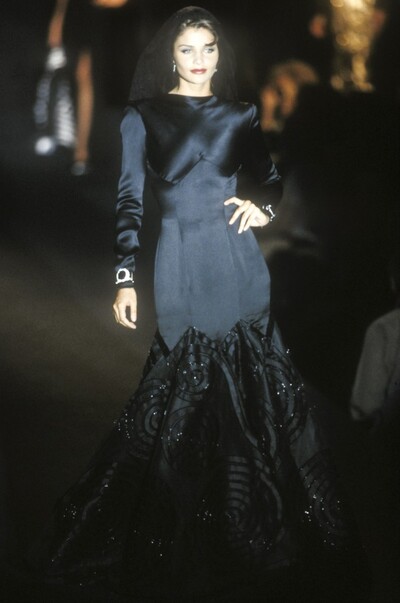 Valentino, Autumn-Winter 1992, Couture | Europeana